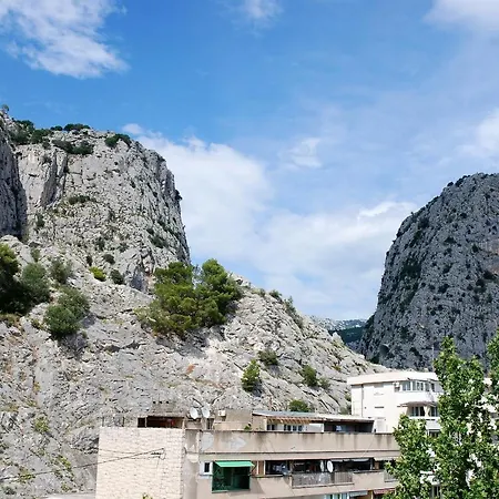 Apartament Karlo